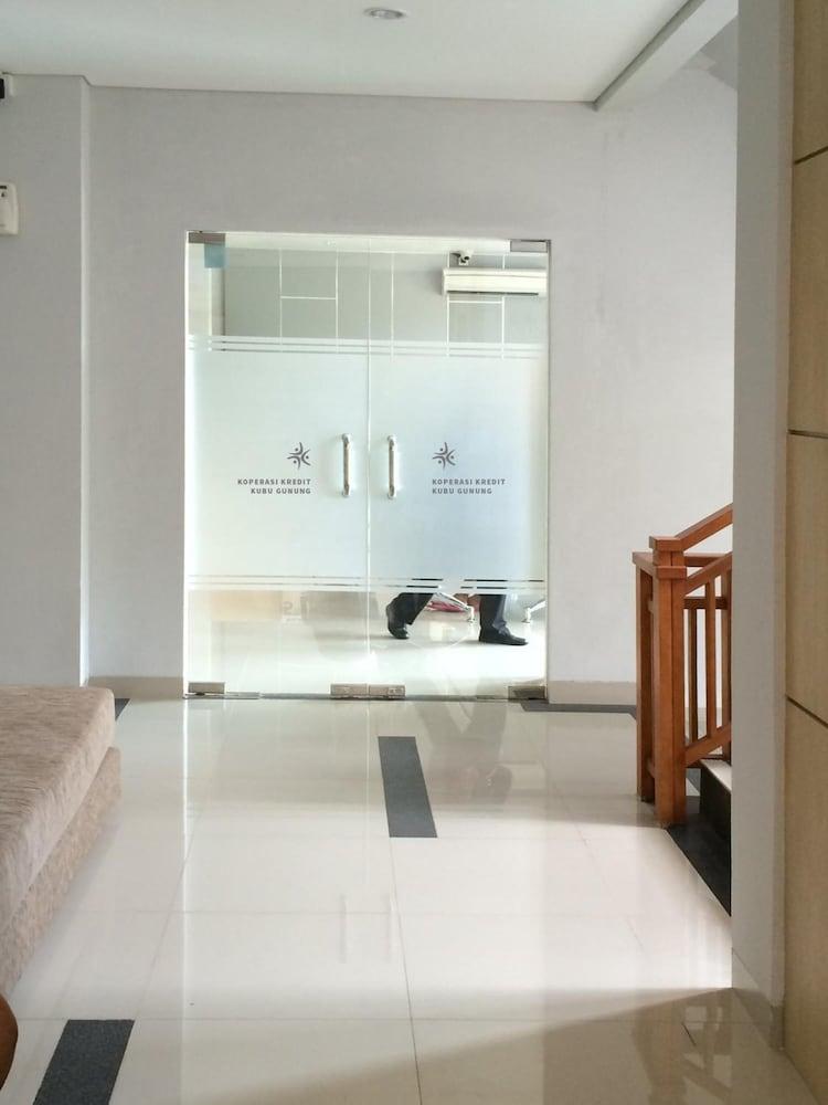 דנפסאר Zizz Convention Hotel מראה חיצוני תמונה