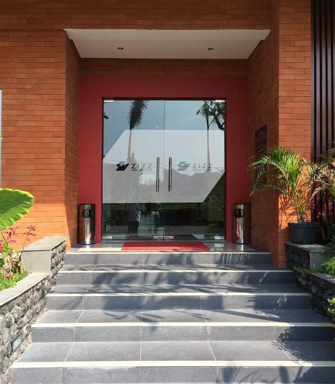 דנפסאר Zizz Convention Hotel מראה חיצוני תמונה